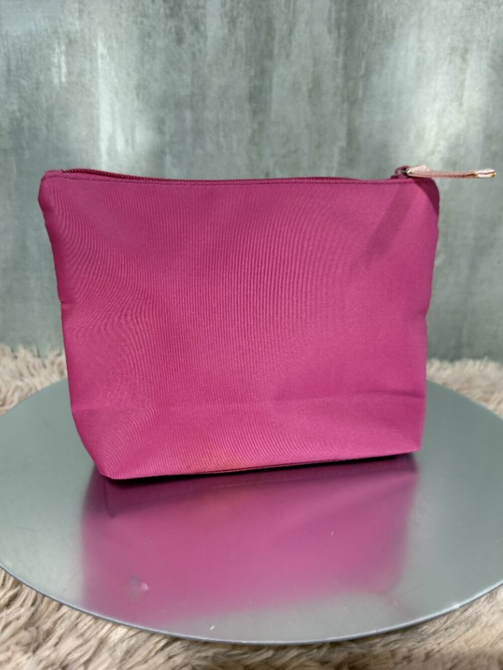 EUC Cosmetic bag with heart mirror - Pink - Picture 2 of 9